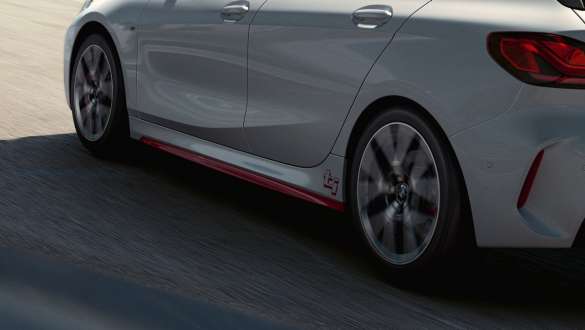 BMW 1シリーズ F40 128ti 100% sDrive & リミテッド・スリップ・ディファレンシャル BMW 1シリーズ F40 128ti 100% sDrive & リミテッド・スリップ・ディファレンシャル