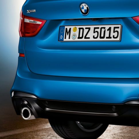 リヤ・セクション BMW 2シリーズ グラン ツアラー リヤ・セクション BMW 2シリーズ グラン ツアラーF46 2018 エストリル・ブルー・メタリック クローズ・アップ リヤ