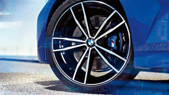 BMW 3シリーズ セダン、Mスポーツ・ブレーキ Mスポーツ・ブレーキを装備した BMW 3シリーズ セダン、ホイール詳細ビュー