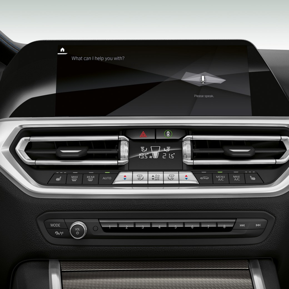 BMW 3 シリーズ セダン、IPA IPAを搭載したBMW 3 シリーズ セダンのコックピットディスプレイの拡大写真。