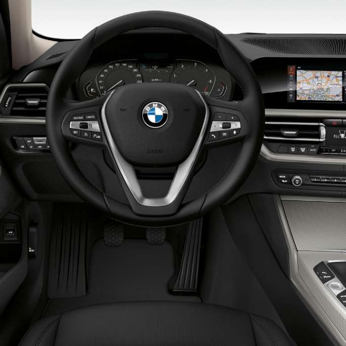 スタンダード・モデルのコックピット BMW 3 シリーズ ツーリング、スタンダード・モデルのコックピット