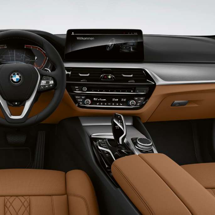 コックピットBMW5シリーズセダンG30基本装備 コックピットBMW5シリーズセダン540i G30 2020基本装備品Sensatec Cognacインテリア