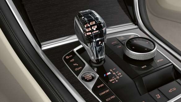 BMW M850i xDriveドラヴィット・グレー・メタリック、ドライビング・パフォーマンス・コントロール G14 BMW M850i xDriveドラヴィット・グレー・メタリック、ドライビング・パフォーマンス・コントロール G14