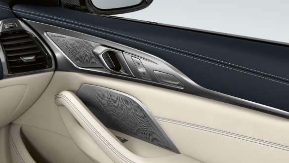 Bowers & Wilkins Diamond surround sound system the new BMW 8 Series Convertible G14 LCI Facelift 2022 Bowers & Wilkins Diamond surround sound system the new BMW 8 Series Convertible G14 LCI Facelift 2022 interior close-up speaker