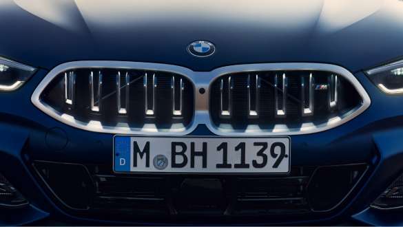 BMW kidney 'Iconic Glow' the BMW 8 Series Gran Coupé G16 LCI Facelift 2022 The BMW 8 Series Gran Coupé G16 LCI Facelift 2022 BMW Individual Frozen Tanzanite Blue metallic BMW kidney 'Iconic Glow'
