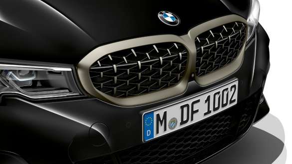 BMW M340i xDriveのMエアロダイナミクス・パッケージ BMW M340i xDrive G20サファイア・ブラック・メタリックのMエアロダイナミクス・パッケージ、クローズ・アップ