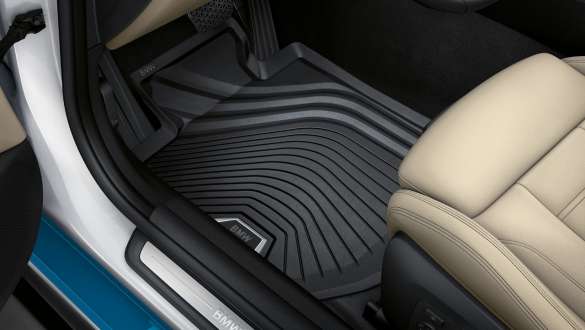 BMW全天候型フロア・マット フロント BMW i4 M50 G26 電気自動車 2021 BMW全天候型フロア・マット フロント BMW i4 M50 G26 電気自動車 2021
