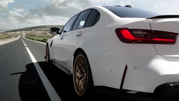 大幅な軽量化 BMW M3 CS G80 BMW M3 CS G80 リヤ・ビュー
