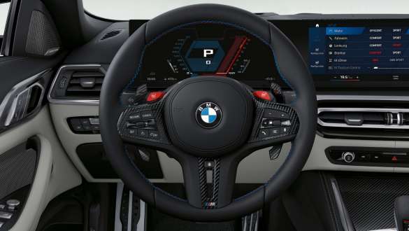 Mカーボン・ステアリング・ホイール M xDrive搭載BMW M4 カブリオレ Competition G83 2021 BMW M4 カブリオレ インテリア Competition G83 2021 インテリア Mカーボン・ステアリング・ホイール コックピット