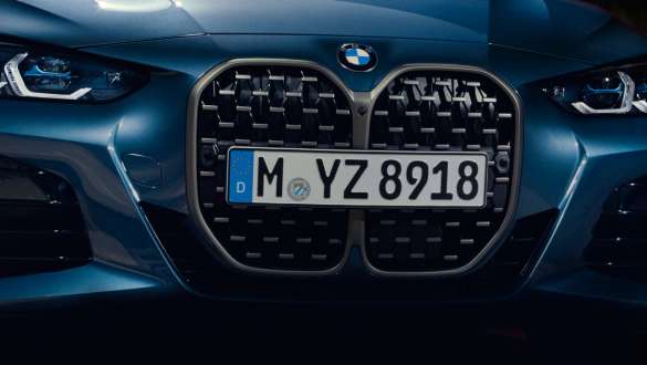 セリウム・グレーのMキドニー・フレーム BMW M440i xDrive クーペ G22 2020 BMW M440i xDrive クーペ G22 2020 セリウム・グレーのMキドニー・フレーム、フロント・ビュー