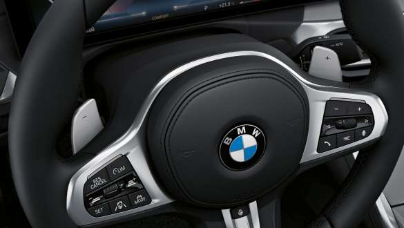 バリアブル・スポーツ・ステアリング BMW M440i xDrive クーペ G22 2020 BMW M440i xDrive クーペ G22 2020 バリアブル・スポーツ・ステアリング インテリア、クローズアップ