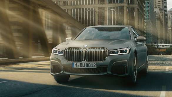 エグゼクティブ・ドライブ・プロ BMW M760Li xDrive 、BMW M760Li エクセレンス、エグゼクティブ・ドライブ・プロ