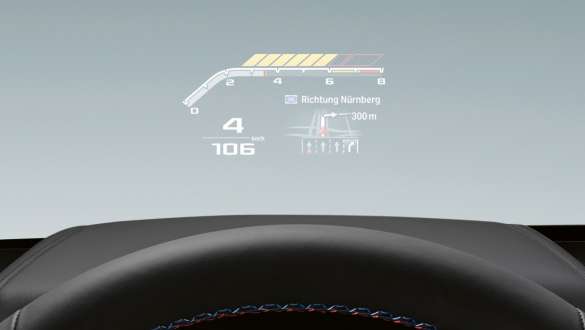 M専用ヘッドアップ・ディスプレイ F91 BMW 8 シリーズ カブリオレ M モデルとM 仕様ヘッドアップディスプレイ。F91