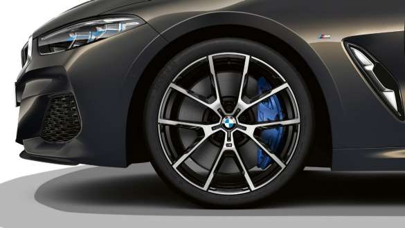 Mスポーツ・ブレーキ BMW M850i xDrive カブリオレと M スポーツ・ブレーキ。