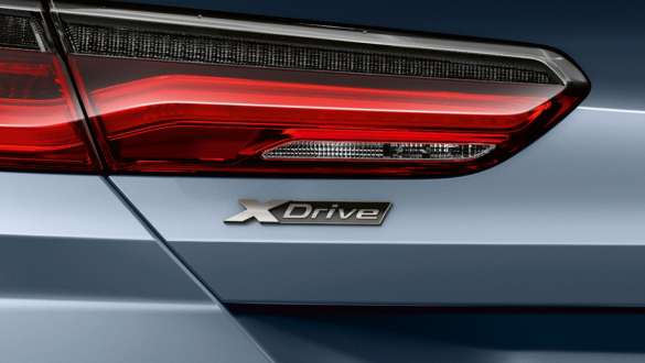 BMW xDrive BMW M850i xDriveクーペ、BMW xDriveインテリジェント全輪駆動システムを搭載。