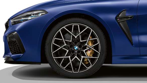 20インチMライト・アロイ・ホイール813M。 BMW M8 コンペティションクーペ、20インチMアルミホイール813M装着。