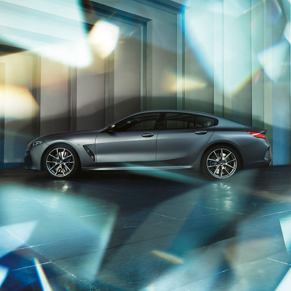 BMW M850i xDriveグラン・クーペのクーペ・シルエット BMW M850i xDriveグラン・クーペG16 2019 BMW Individual フローズン・ブルーストーン・メタリックのクーペ・シルエットのサイド・ビュー