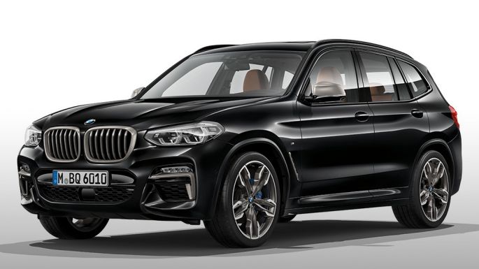 BMW X3 M40d、サイドビュー。F97 BMW X3 M40d のブラック・サファイア・メタリックカラー、エクステリア、サイドビュー。F97