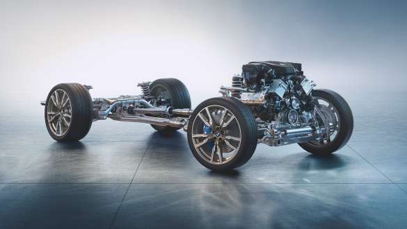 BMW X6 M50iおよびM50d G06 アダプティブMサスペンション BMW X6 M50iおよびM50d G06 2018 SUV アダプティブMサスペンション