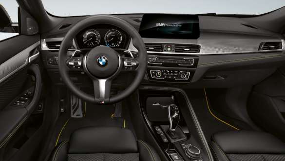 コックピット BMW X2 F39 コックピット アクティブ・クルーズ・コントロール(ストップ&ゴー機能付) BMW X2 2018 F39 インテリア