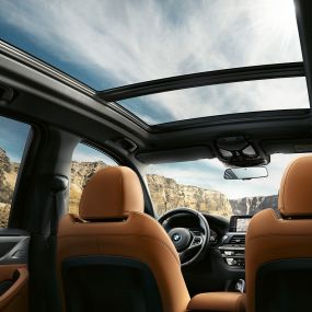 BMW X3 M40i、コックピットのインテリア・ショット BMW X3 M40i、コックピットのインテリア・ショット