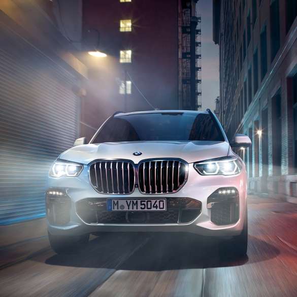 BMW X5 フロント・ビュー BMW X5 G05 2018 ミネラル・ホワイト・メタリック フロント・ビュー