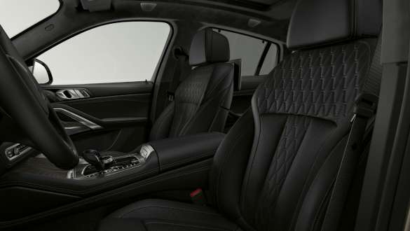 スポーツ・シート(運転席&助手席)。 SUV G06 スポーツ・シート(運転席&助手席)。 SUV G06