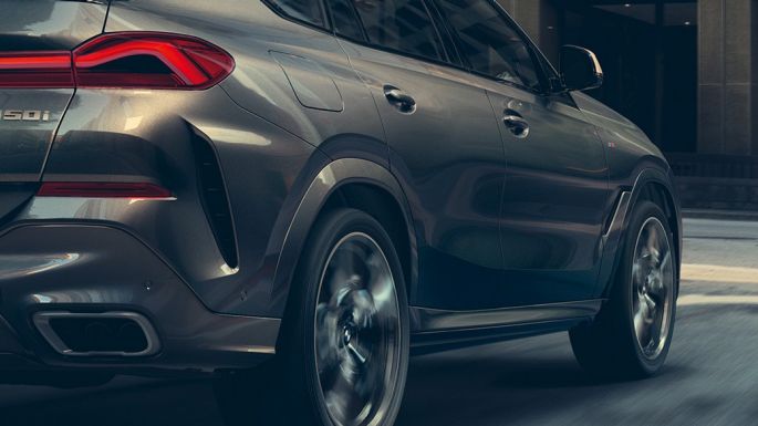 2アクスル エアサスペンション。G06 BMW X6 2アクスル エアサスペンション。G06