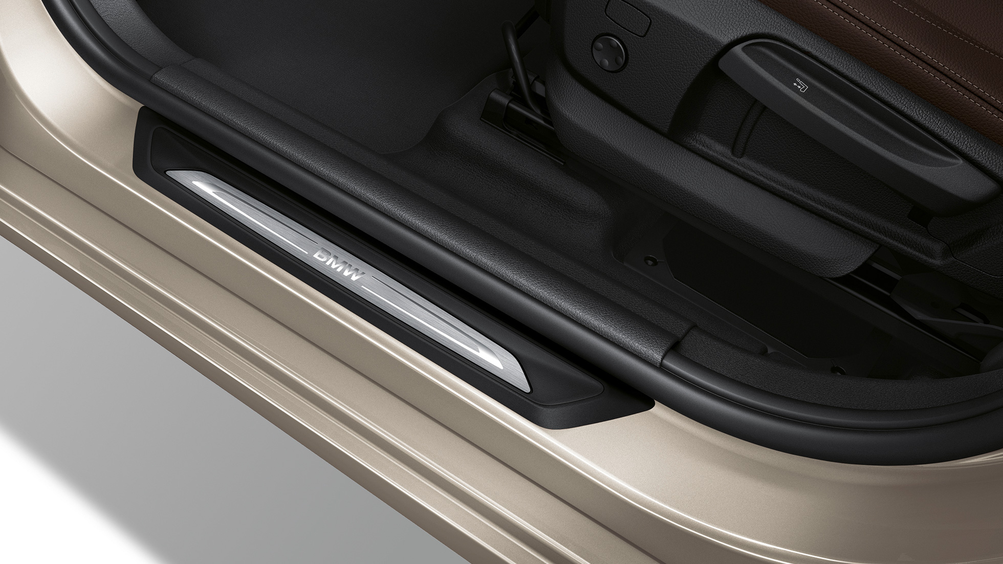 ドア・シル・プレート BMW 2シリーズ アクティブ ツアラー Luxury ドア・シル・プレート BMW 2シリーズ アクティブ ツアラー Luxury 225i xDrive F45 2018 フカロ・ベージュ・メタリック