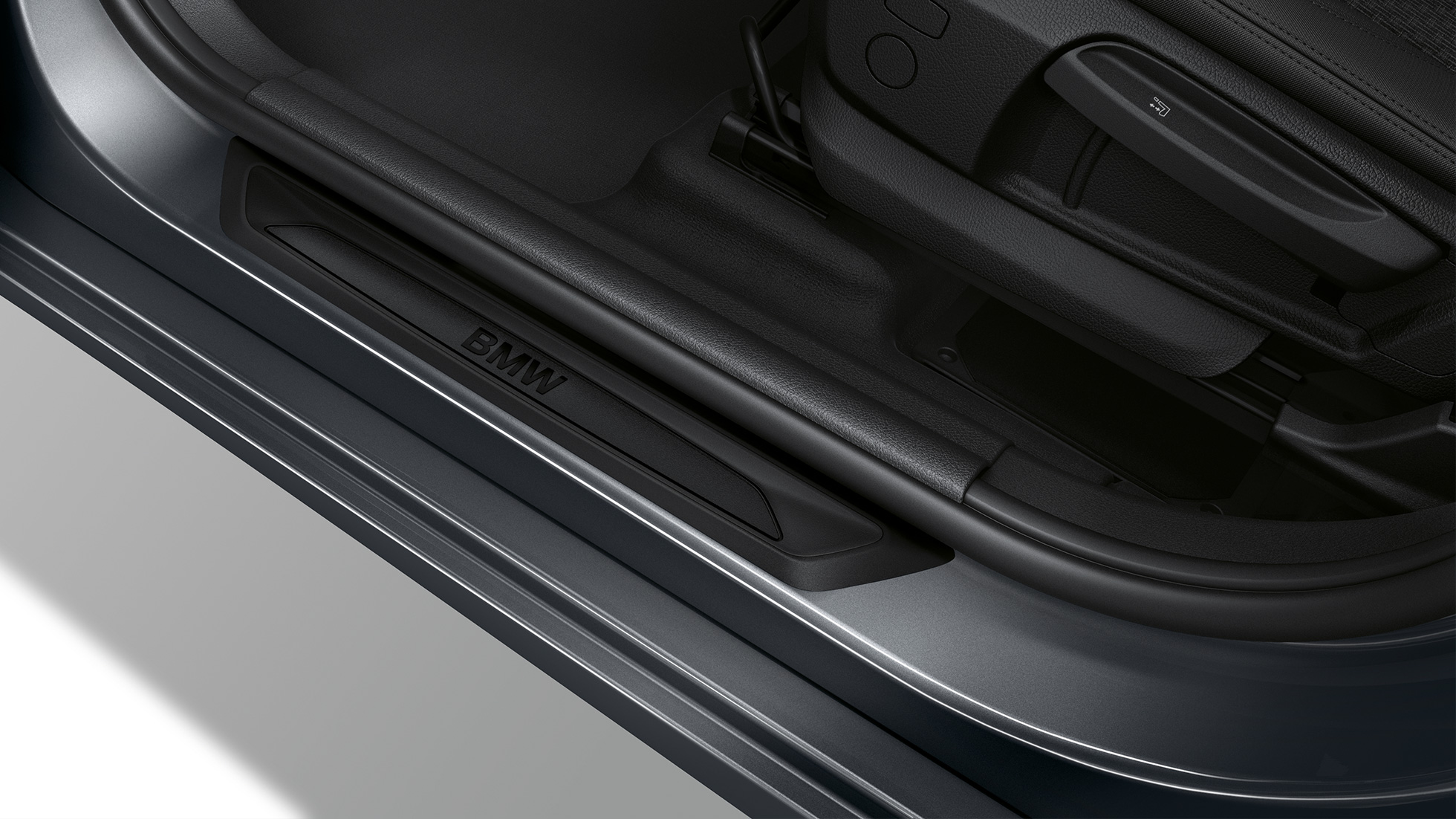 ドア・シル・プレート BMW 2シリーズ アクティブ ツアラー Standard ドア・シル・プレートBMW 2シリーズ アクティブ ツアラー218i F45 ミネラル・グレー・メタリック