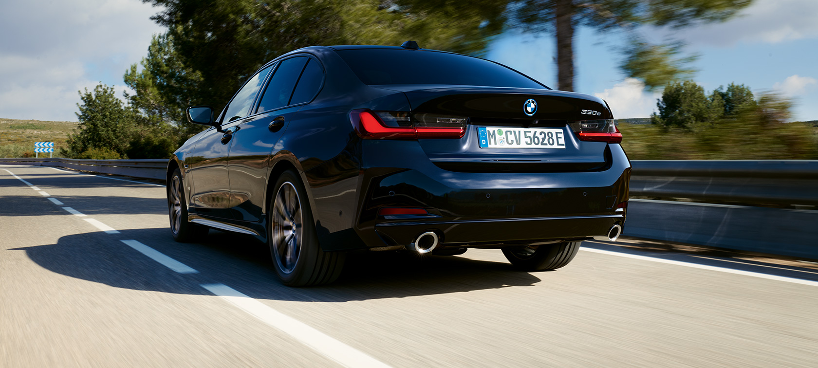 BMW 3シリーズ セダン (G20) : モデル、主要諸元および価格