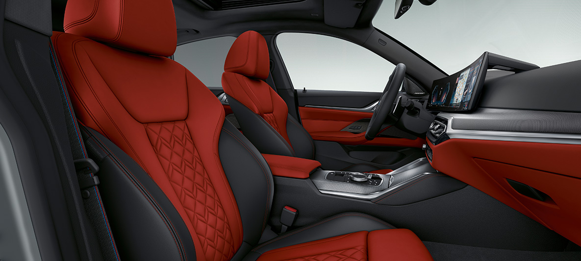 レザー・トリムメリノ フィオナ・レッド/ブラックBMW 4シリーズ グラン クーペG26 2021 インテリア BMW Individualエクステンド・レザー・トリム メリノ フィオナ・レッド/ブラックBMW 4シリーズ グラン クーペG26 2021 インテリア コックピット