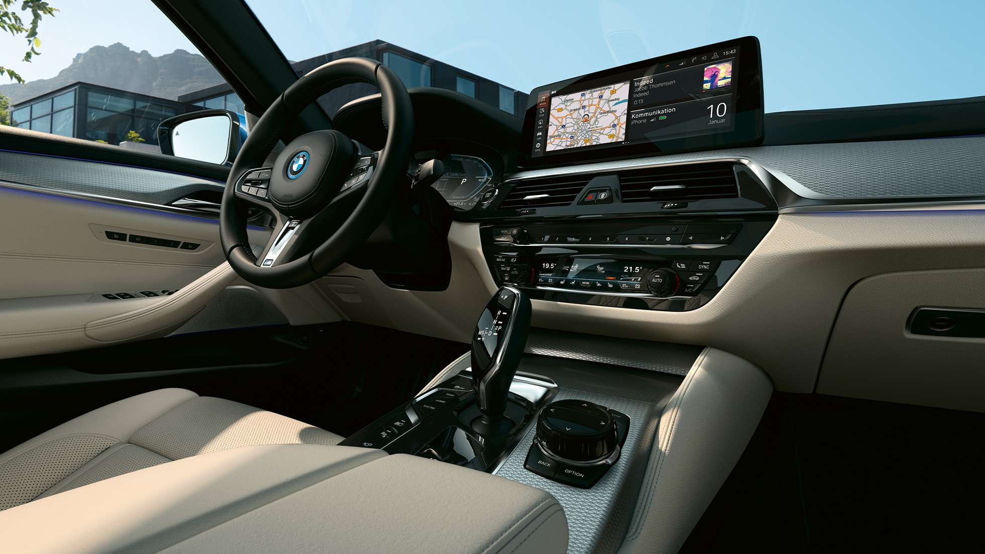 BMW5シリーズセダンG30 インテリア コントロールディスプレイ&スポーツレザーステアリングホイールBMW5シリーズセダンG30フェイスリフト2020内部