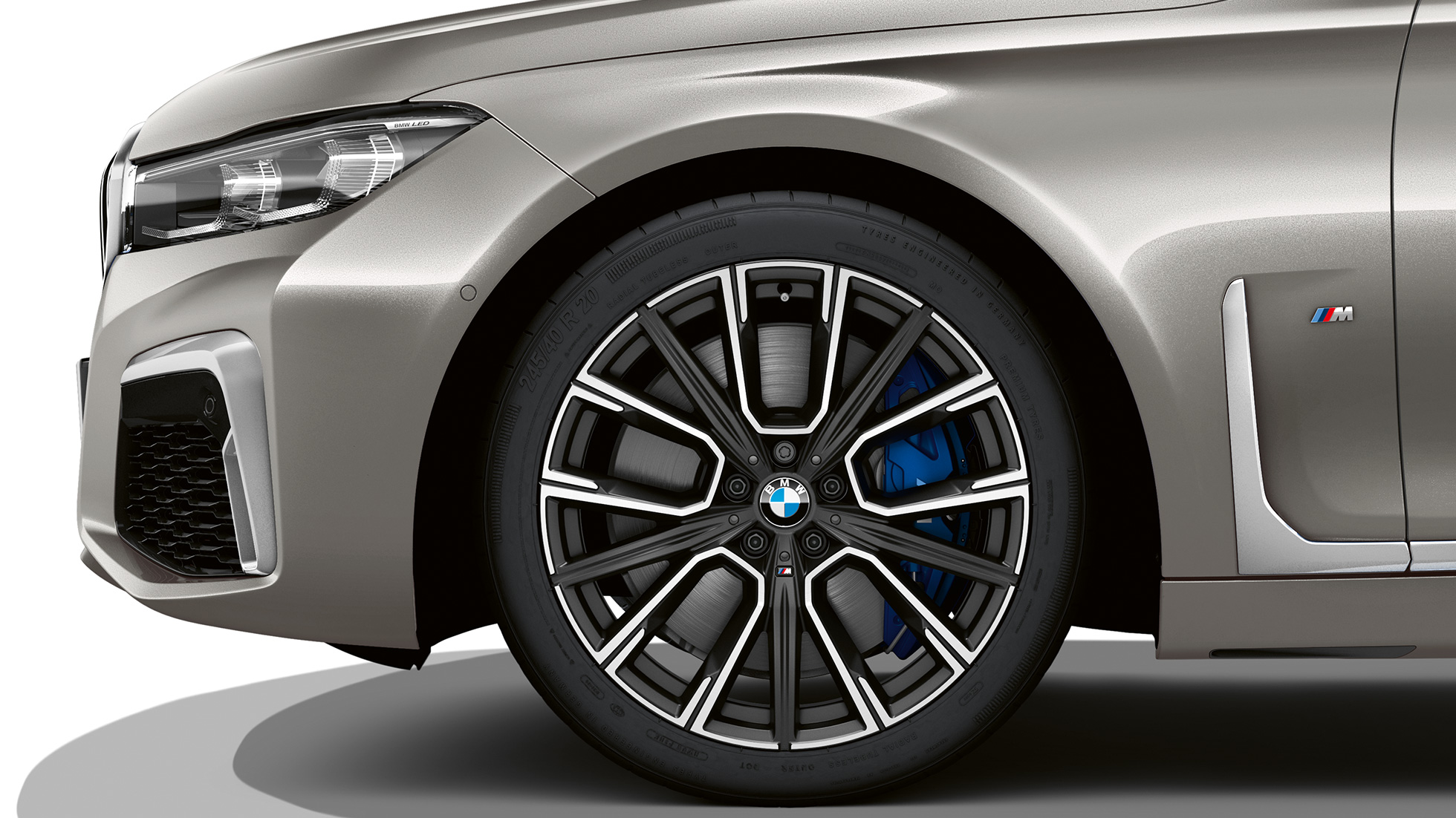 M スポーツ・パッケージを装備したBMW 7 シリーズ セダン、ホイール G11 M スポーツ・パッケージを装備したBMW 7 シリーズ セダン:ホイールのクローズアップ G11