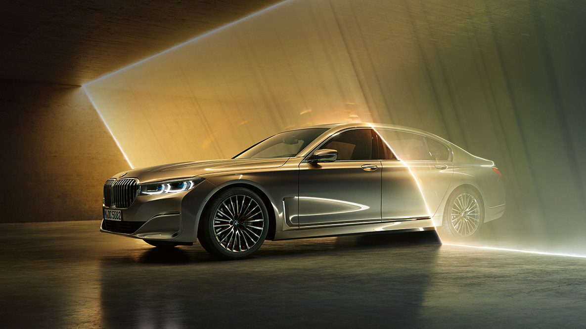 BMW 7シリーズ セダン ライト演出 リヤ BMW 7シリーズ セダン: リヤのライト演出 クローズ・アップ