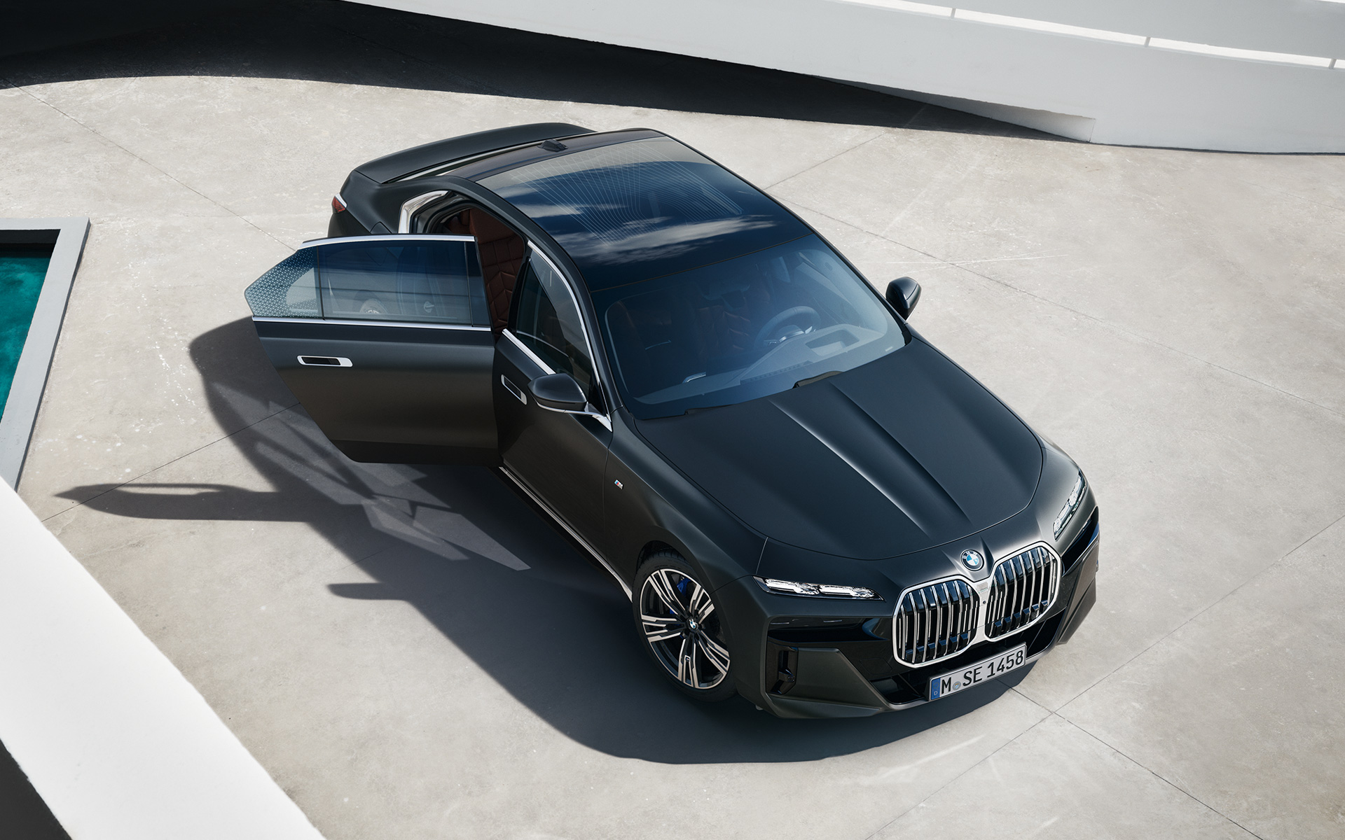 BMW 7 シリーズ セダン G70 流れるようなラインとモノリシックなプロポーション