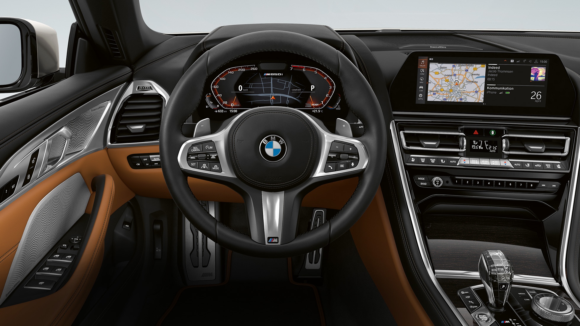 BMW M850i xDrive、Mレザー・ステアリング・ホイール、シフトパドルとマルチファンクション付き。G14 BMW M850i xDrive、Mレザー・ステアリング・ホイール、シフトパドルとマルチファンクション付き。G14