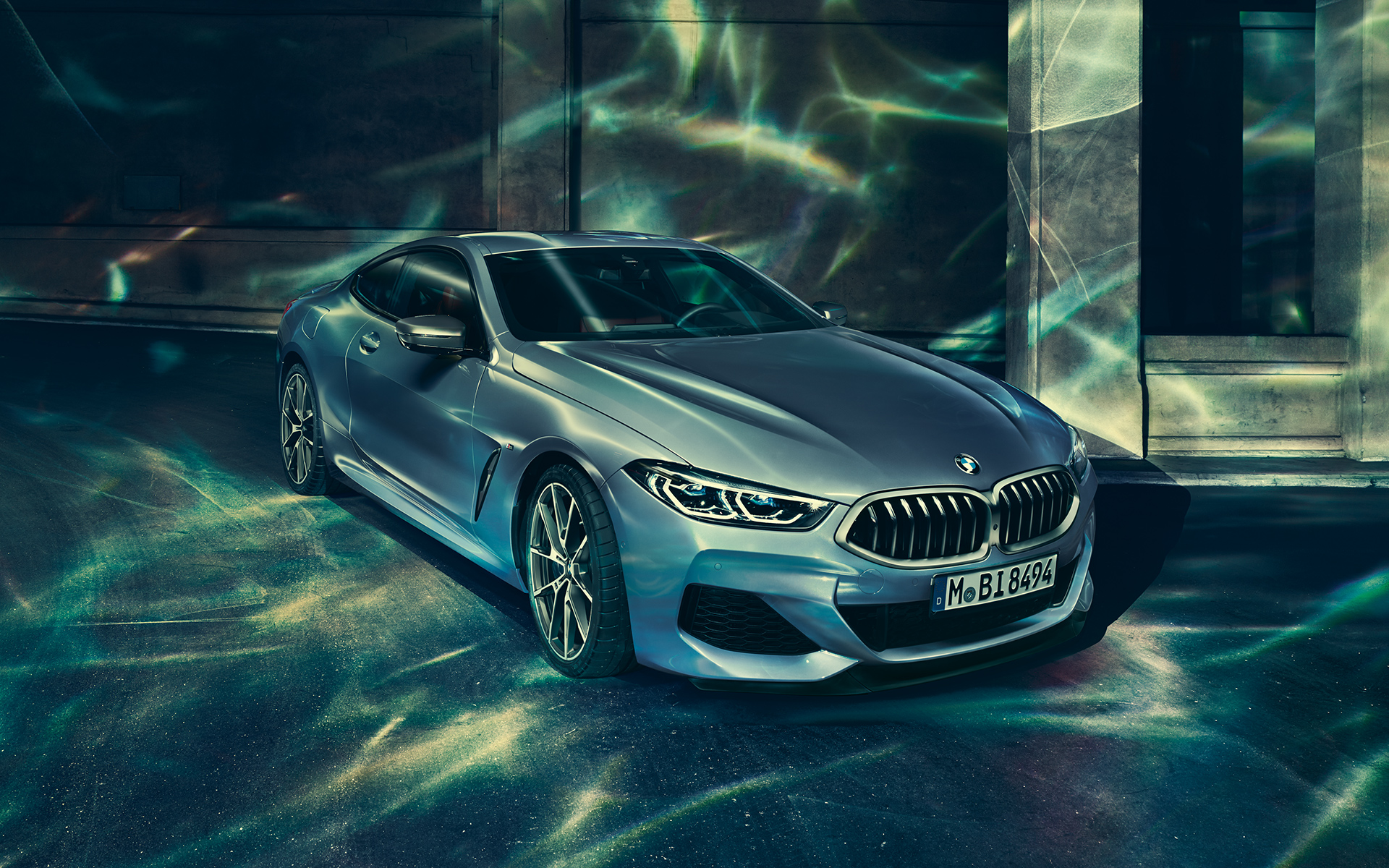 BMW 8シリーズ クーペ フロントビュー BMW 8シリーズ クーペ フロントビュー