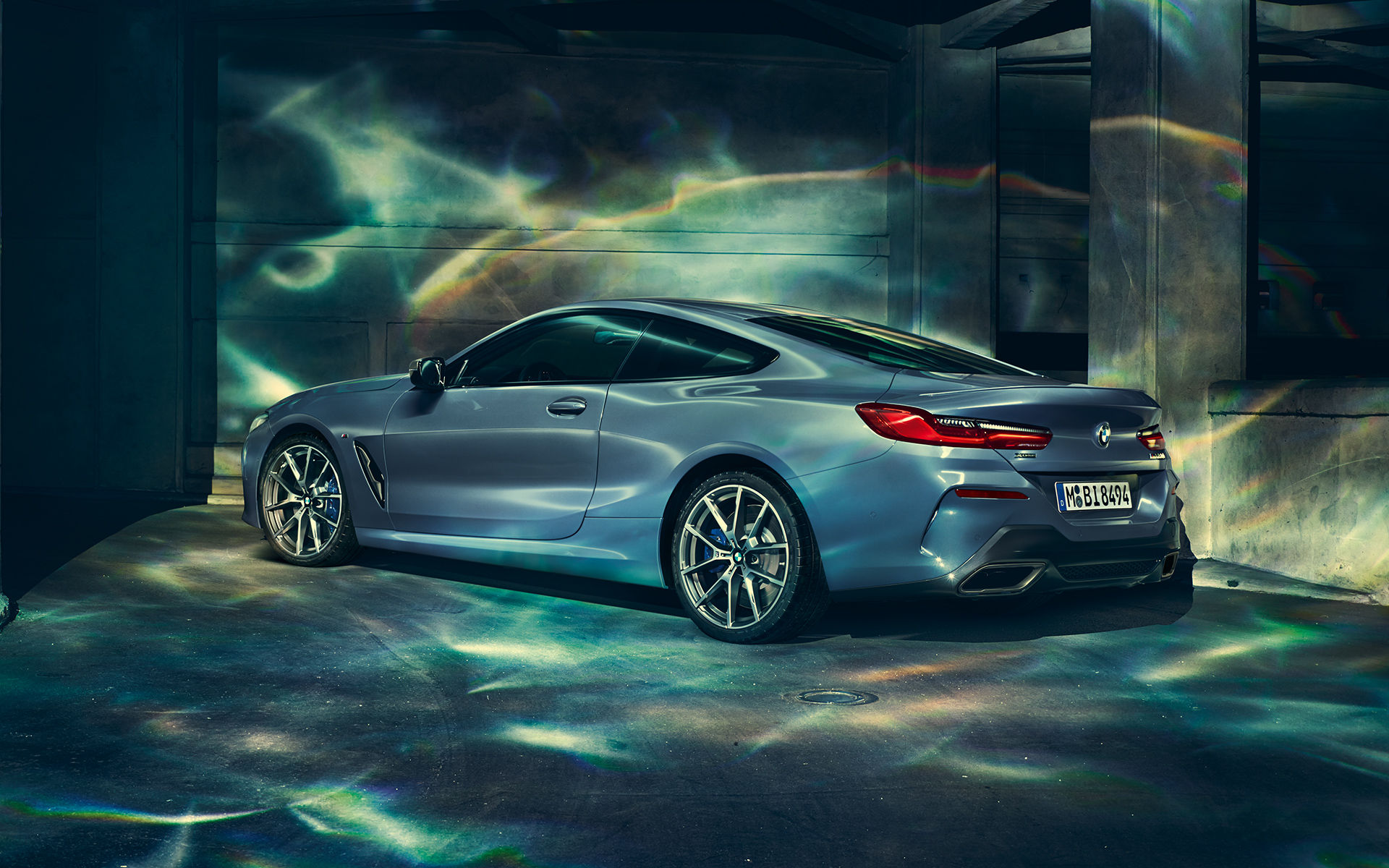 BMW 8シリーズ クーペ リヤビュー BMW 8シリーズ クーペ リヤビュー