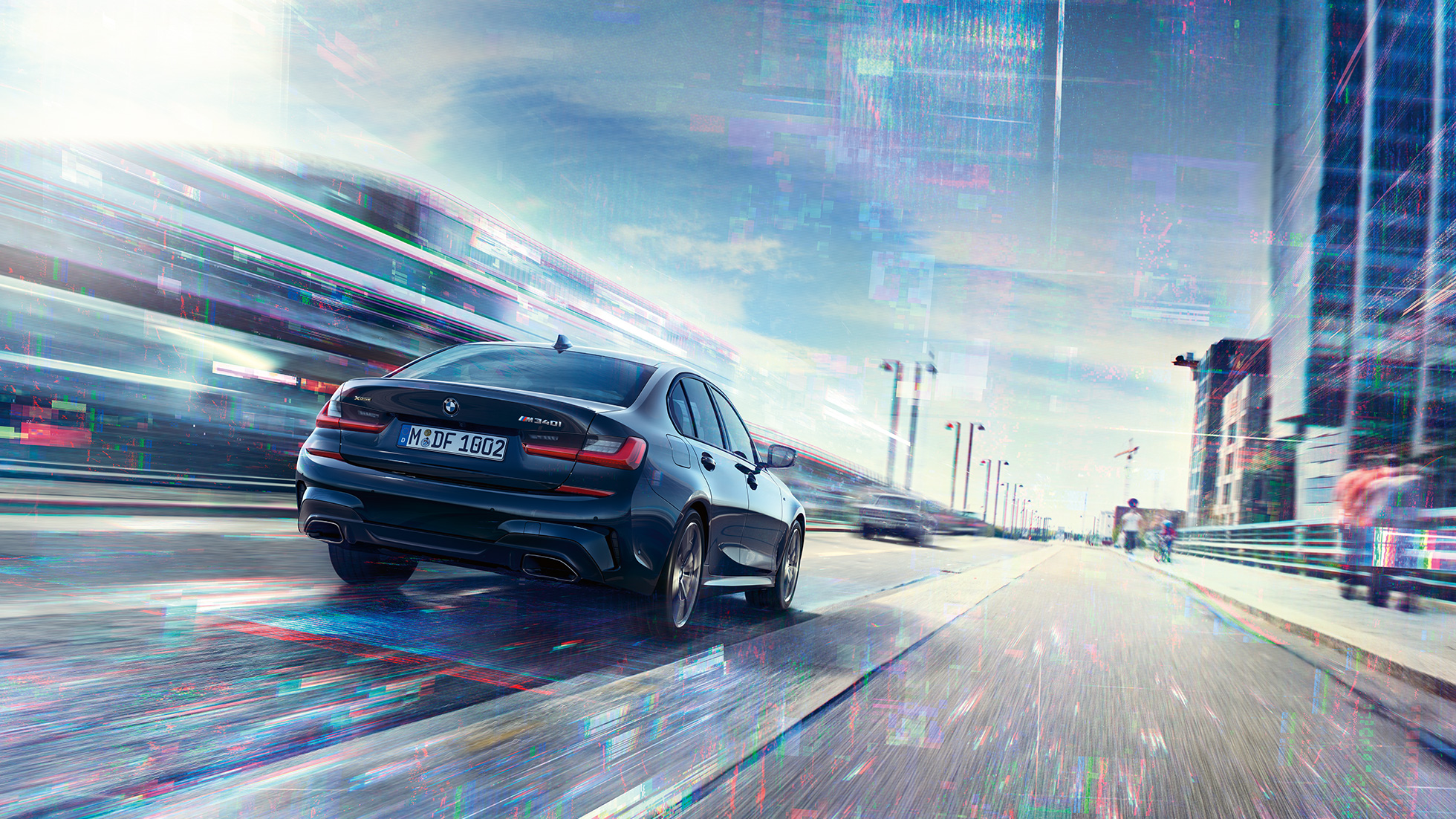 BMW M340i xDriveのリヤ・ビュー BMW M340i xDrive G20サファイア・ブラック・メタリックのリヤ・ビュー