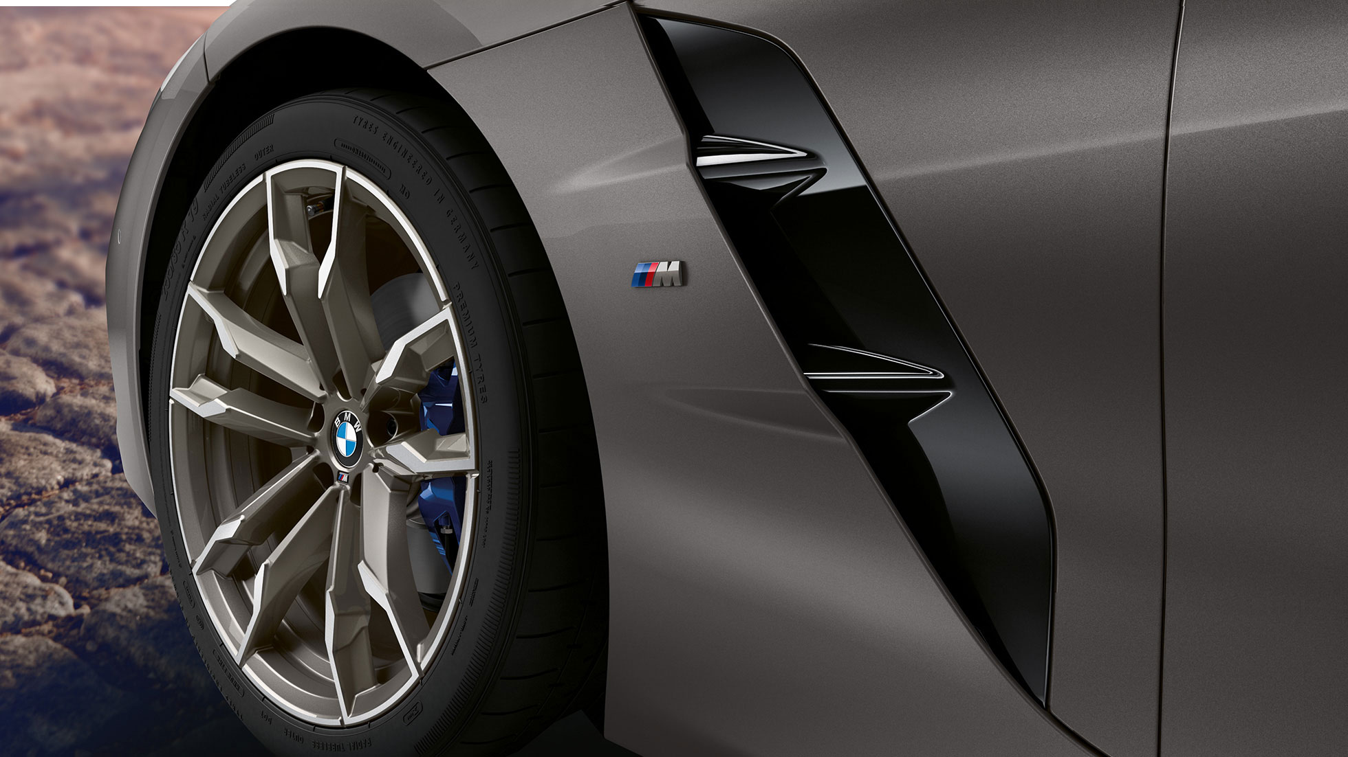 ライト・アロイ・ホイール BMW Z4 M40i G29 ライト・アロイ・ホイール BMW Z4ロードスターM40i G29 2019 BMW Individual フローズン・グレー・メタリック クローズ・アップ ホイールとエア・ブリーザー