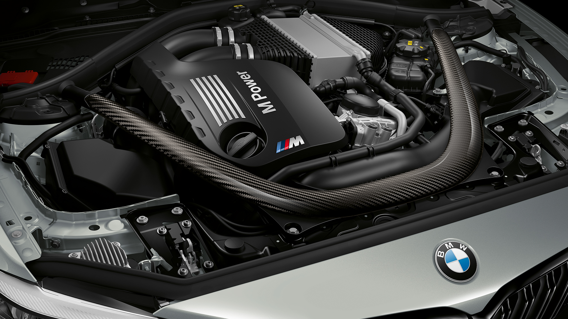 BMW M2 Competition F87のエンジン BMW M2 Competition F87 2018ホッケンハイム・シルバー・メタリックのエンジン