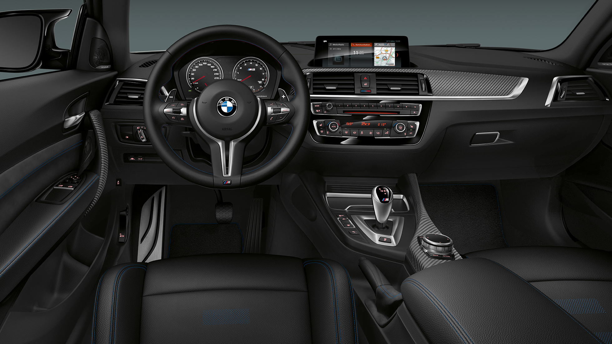 BMW M2 Competition F87のコックピット BMW M2 Competition F87 2018ホッケンハイム・シルバー・メタリックのインテリアのコックピット