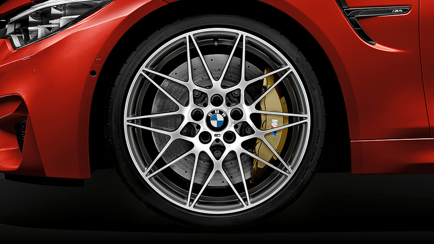 F82 F82