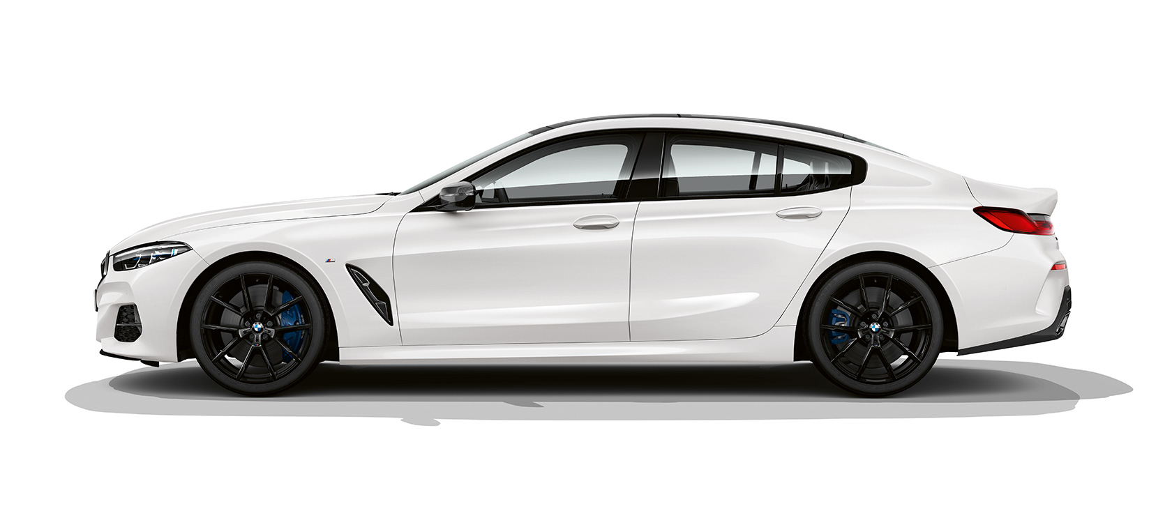 BMW M850i xDriveグラン・クーペのサイド・ビュー G16 BMW M850i xDriveグラン・クーペ G16 2019 BMW Individual ミネラル・ホワイトのサイド・ビュー