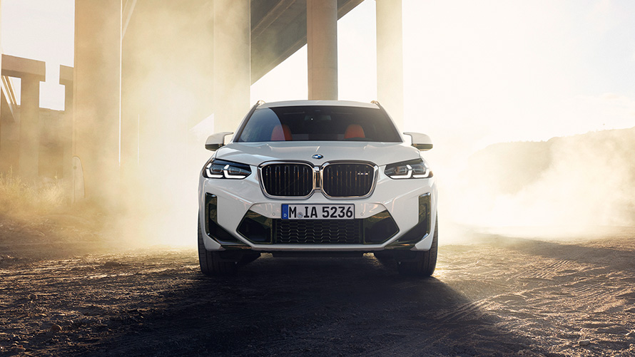 BMW X3 M F97 LCI フェイスリフト 2021 アルペン・ホワイト フロント・ビュー