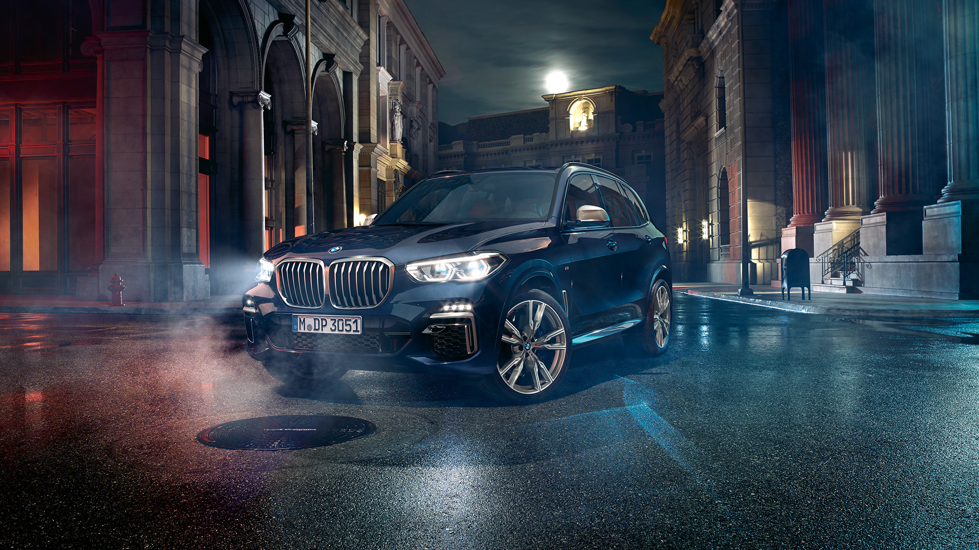 エクステリアデザイン、BMW X5 M50i と M50d G05 エクステリアデザイン、BMW X5 M50i と M50d G05 のスリークォーター・フロントビュー