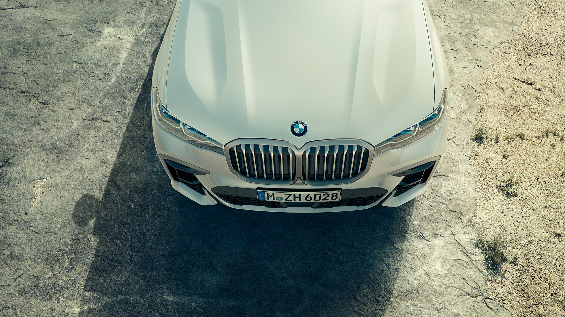 BMW X7 Mシリーズ、フロントとBMWキドニーグリル BMW X7 MシリーズM50dとM50i、フロントとエンジンボンネット俯瞰図、G07、2019