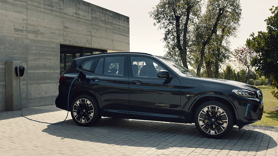 BMW iX3 取扱説明書&ケース 黒