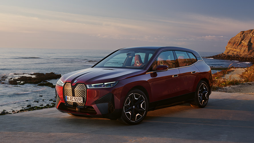 BMW iX I20 第一世代 斜めからのサイド・ビュー BMW X シリーズ、BMW iX I20 第一世代 斜めからのサイド・ビュー